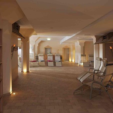 Hotel Aventis Wächtersbach Exterior foto